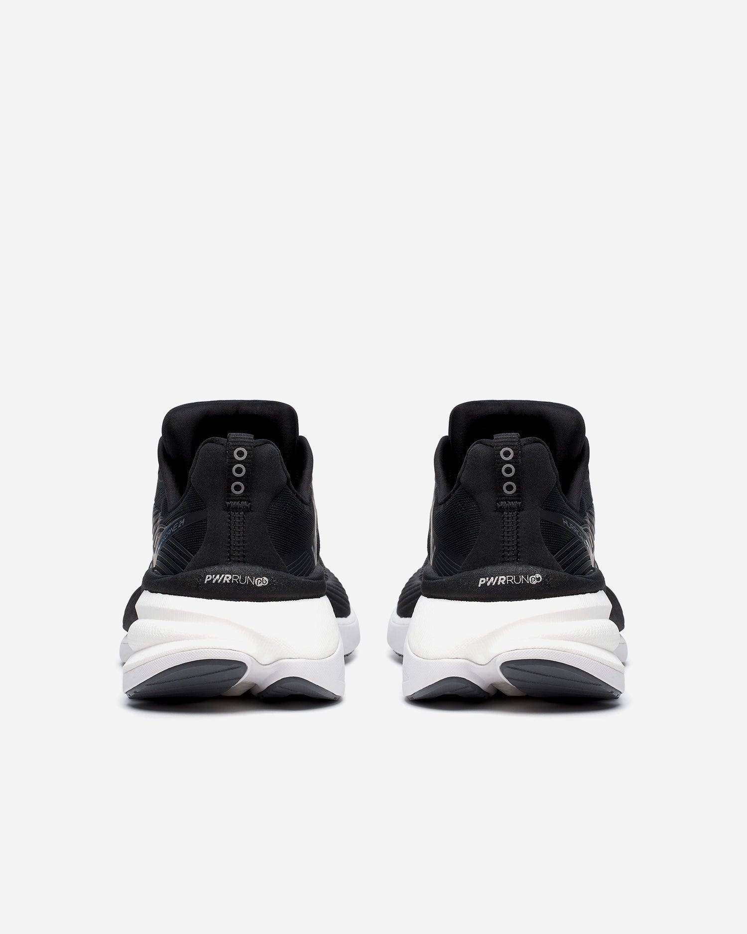 Saucony Hurricane 24 Black / Carbon
