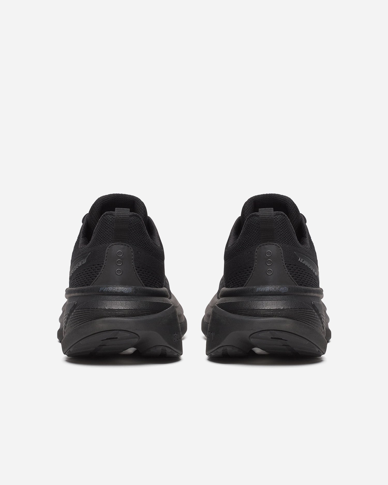 Saucony Hurricane 25 Triple Black Herre