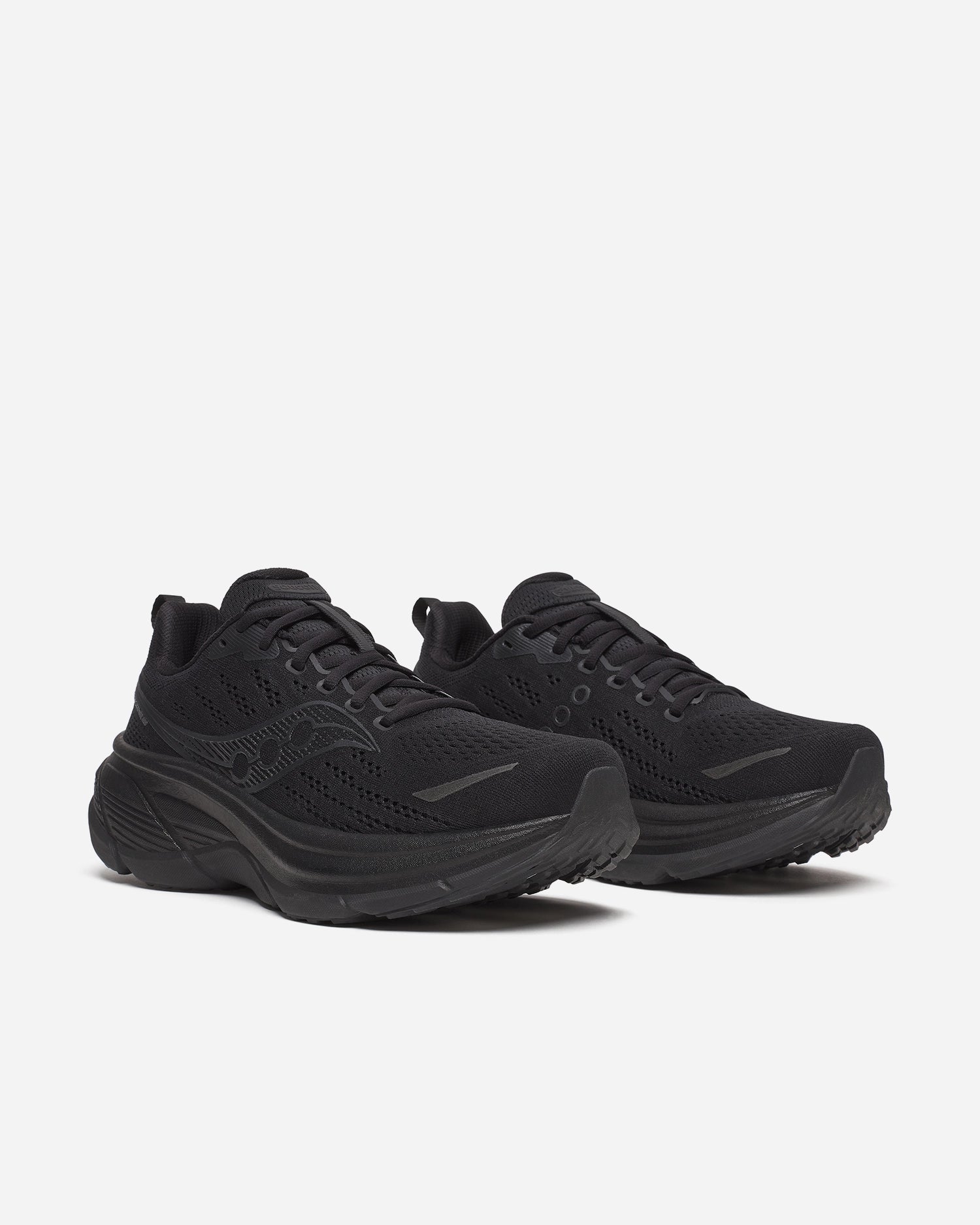 Saucony Hurricane 25 Triple Black Herre