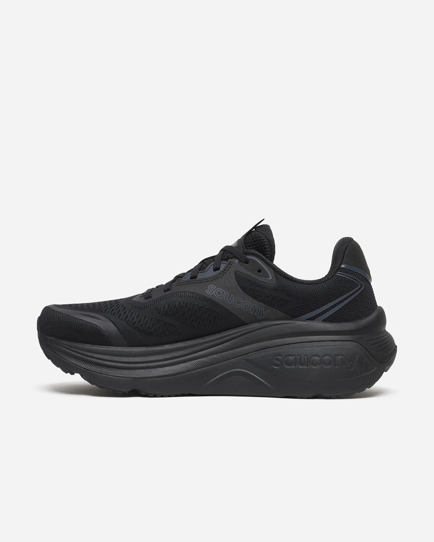 Saucony Hurricane 26 Triple Black Herre