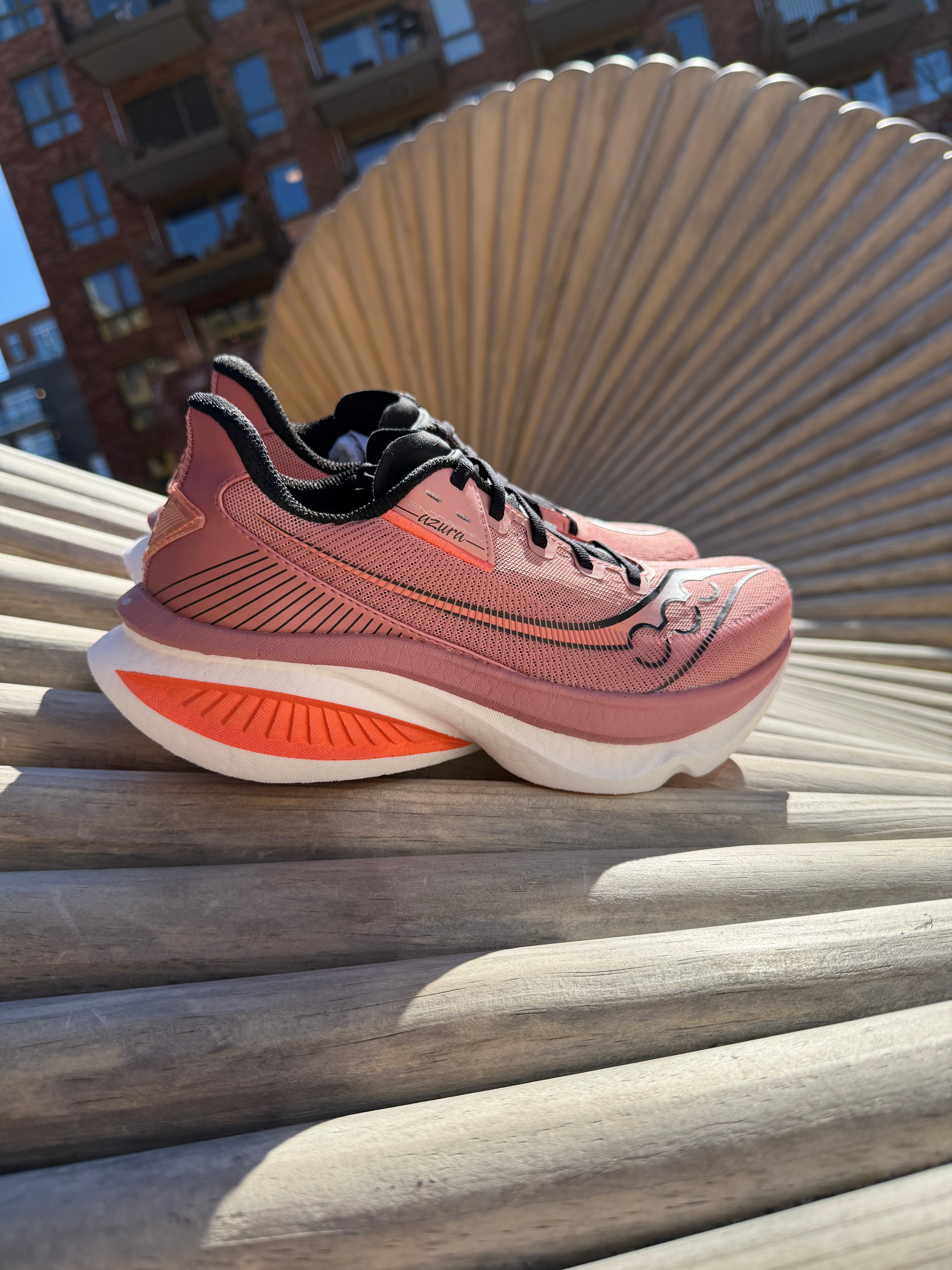 Saucony Endorphin Azura Mauve Dame