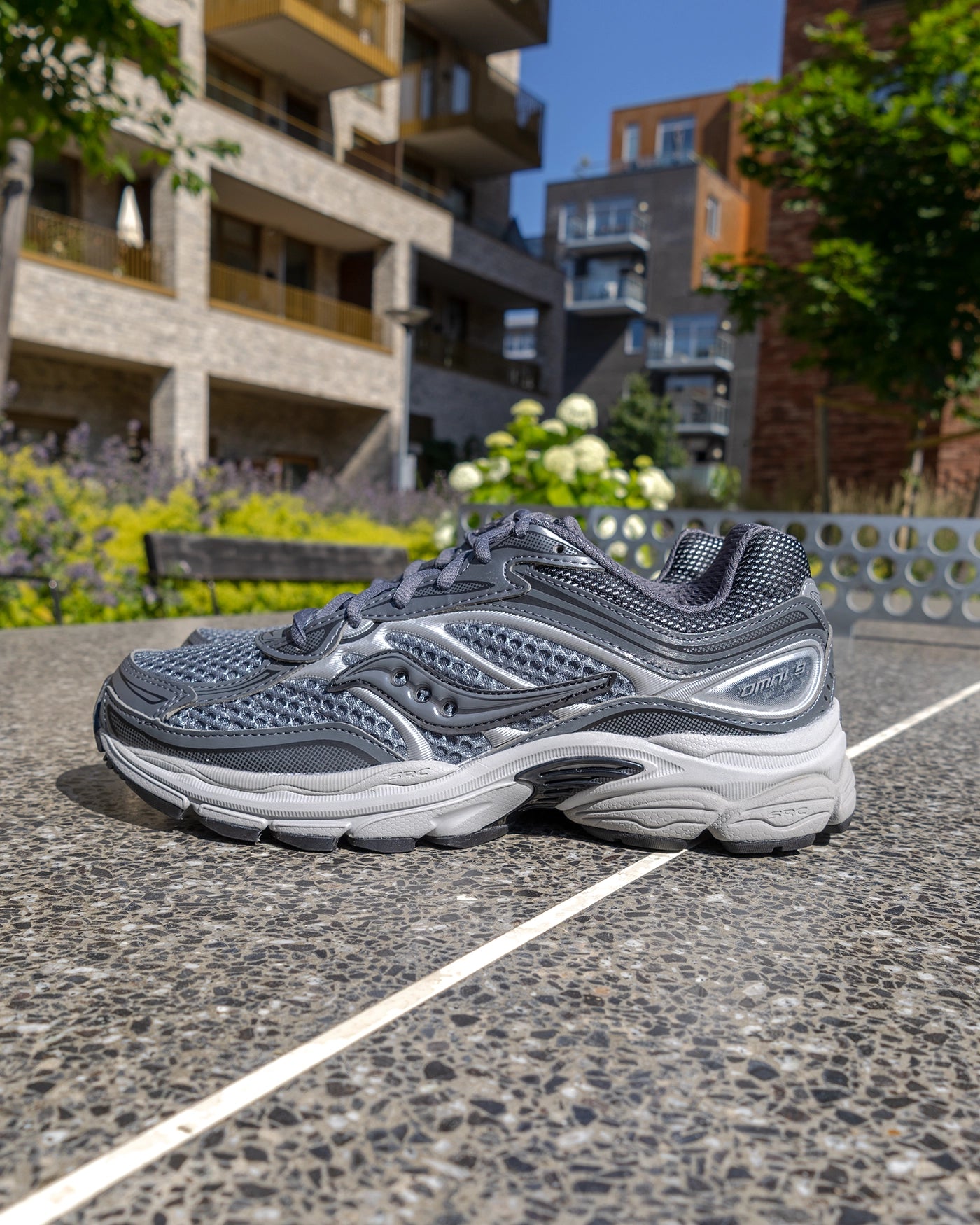 Saucony Progrid Omni 9 Carbon/Cadet